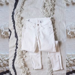 5 {for} 25 ✨ H&M Denim White Skinny Jean